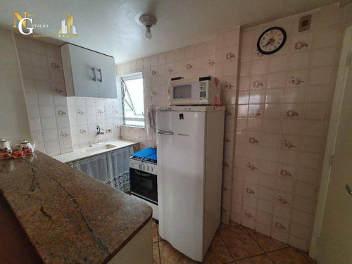 Imagem 2 de 9 de Kitnet À Venda, 30 M² Por R$ 117.000,00 - Aviação - Praia Grande/sp - Kn0487