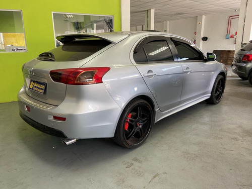 Imagem 3 de 10 de Mitsubishi Lancer 1.8 Sportback 2010