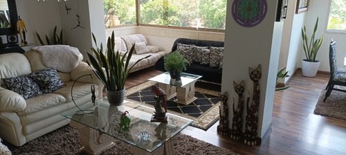 En Venta Excelente Apartamento En Altamira Sur Yep21
