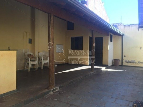 Imagem 1 de 5 de Venda De Casas / Padrão Na Cidade De Araraquara 8334
