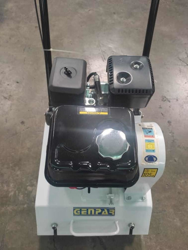 Imagen 3 de 7 de Vibro-compactadora Rana 110 Kg. 9 Hp, Motor A Gasolina .