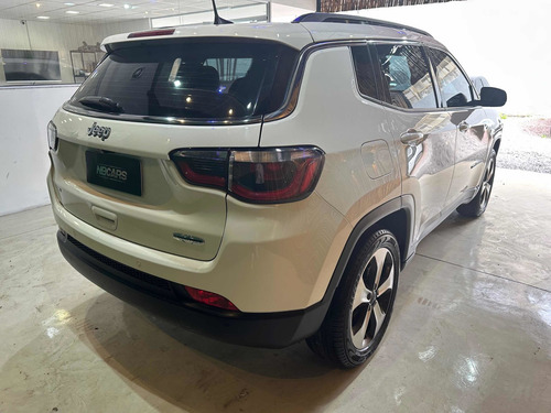 Imagen 11 de 25 de Jeep Compass 2019 2.4 Longitude