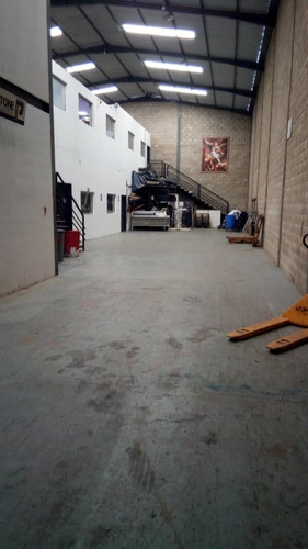 Imagen 2 de 18 de C I U San Diego Galpón Código 137229 Vende Yackeline Tovar 04145831984