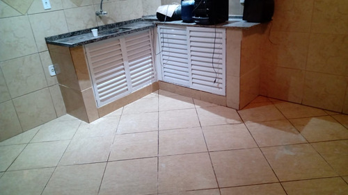 Casa Com 2 Quartos Sala Cozinha Banheiro E Uma Suite