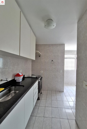 Imagem 10 de 13 de Praia Das Pitangueiras - Quadra Do Mar - 3 Dormitórios - Sala Para 2 Ambientes Com Sacada - Vista Para O Mar - 1 Vaga De Garagem No Prédio - Ap05593 - 68996215