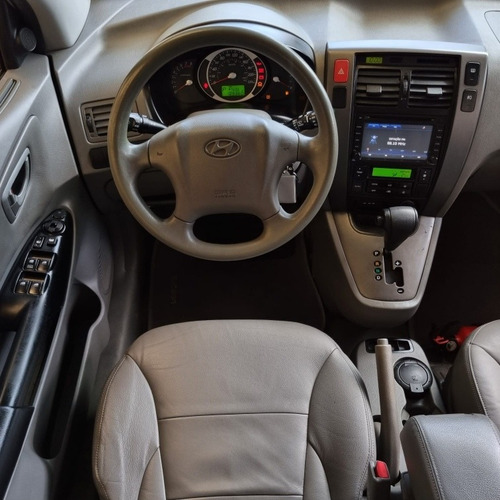 Imagem 10 de 15 de Tucson 2.0 Gls 4x2 Flex Aut. 5p