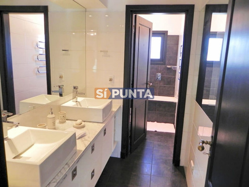 Imagen 17 de 30 de Casa En La Barra En Venta 6 Dormitorios
