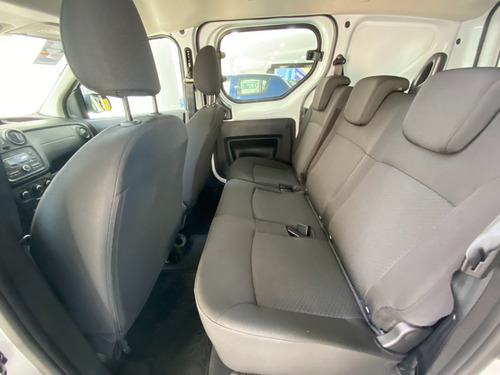 Imagen 3 de 25 de Renault Kangoo Confort 1.5 Dci 5 A Entrega Inmediata Fina Os