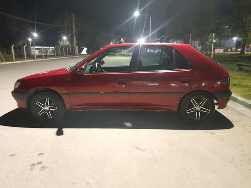 Imagen 15 de 23 de Peugeot 306 1997 1.9 Xrd