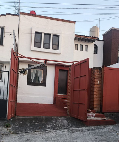 Casa En Venta Con Estilo Rustico En Piedra Lisa