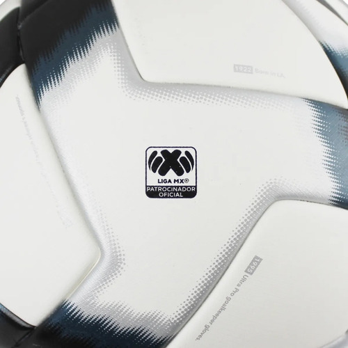 Imagen 4 de 9 de Balón Fútbol Voit 100 Años Fifa Prof. Ap 2021 #5 | Sporta Mx