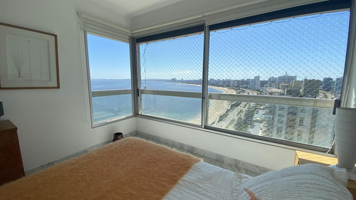 Apto, Vista Al Mar, Parrillero Propio, 3 Dorm Mas Servicio