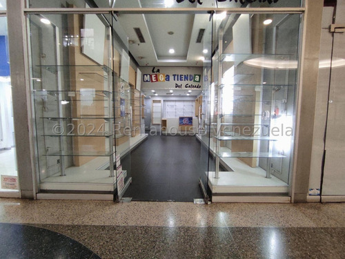 Local Comercial, Completamente Remodelado En Alquiler En Centro Comercial Líder Mls #24-20544 Mr