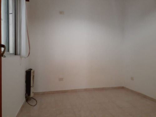 Ph De 2 Ambientes En Planta Baja