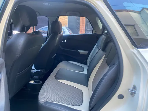 Renault Captur 2.0 Intens Automática