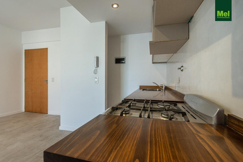 Imagen 6 de 23 de Hermoso 2 Ambiente Con Vista Abierta. Bajas Expensas