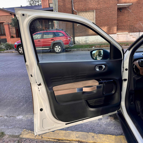 Citroën C4 Cactus 1.2 Puretech 110 At6 S&s Shine