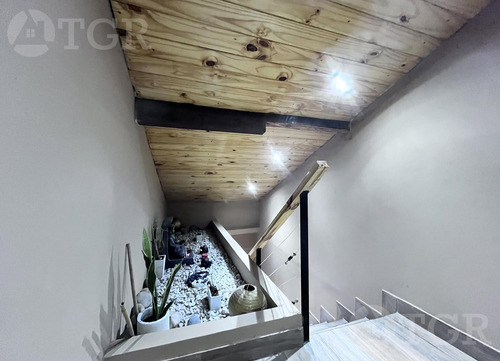 Venta De Distinguida Casa En Hurlingham