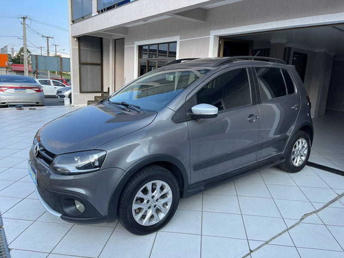 Imagem 2 de 15 de Volkswagen Crossfox 1.6 Gii
