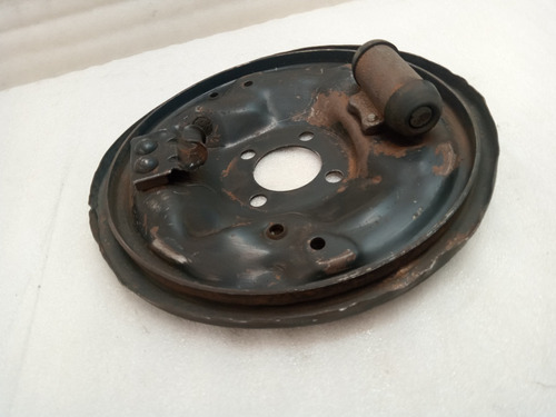 Plato Porta Balatas Tras Izq Chevrolet Chevy Pop 1.4l 1999 