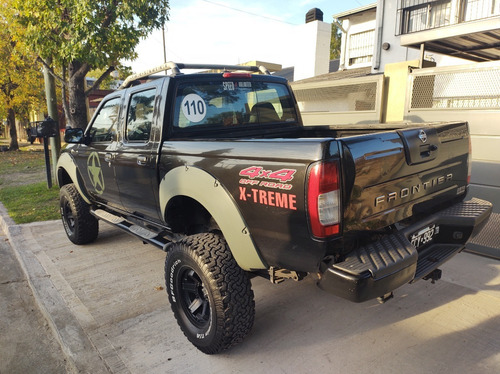 Nissan Frontier 2.8 D/c 4x4 Se (cuero)