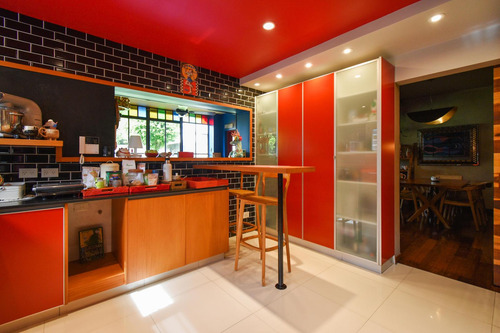 Venta Casa 7 Ambientes Con Jardín Y Pileta En Martinez