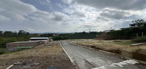 Lote Medianero En Via Altagracia/pereira (279060668).