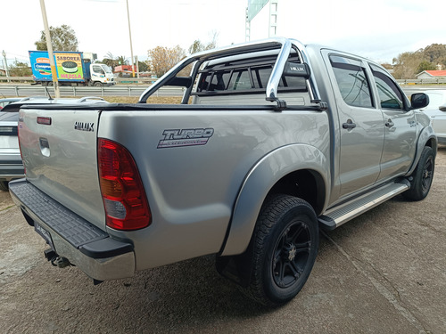 Toyota Hilux 3.0 doble cabina 4x2 srv diesel