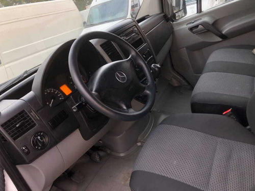 Imagem 3 de 8 de Mercedes-benz 311 Cdi Street Furgão Extra Longo 2016