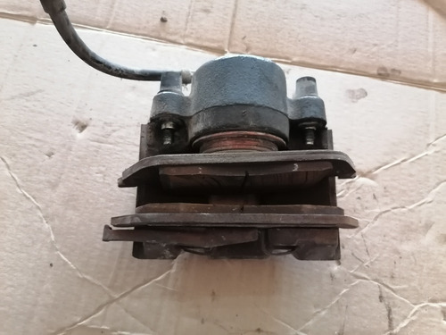 Caliper Delantero Izquierdo Mercedes Ml320 3.2 Aut Mod 98-03 (Usado)