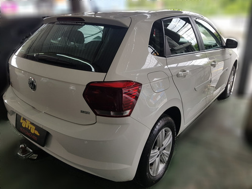 Imagem 5 de 12 de Volkswagen Polo 1.6 Msi Total Flex Manual