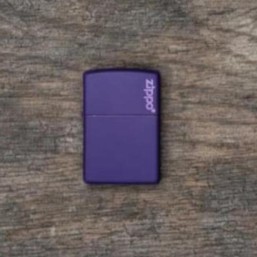 Imagen 7 de 10 de Encendedor Zippo Lighter Classic Purple Matte Zippo Logo