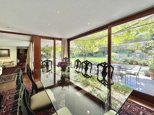 En Condominio Av Las Condes / La Dehesa