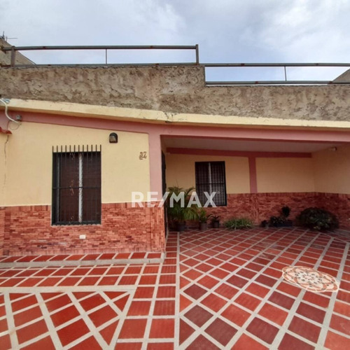 Imagen 1 de 14 de Casa En Venta En El Saman - Guacara Cod.126013