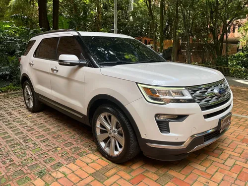Ford Explorer 2.3 Limited 4x4