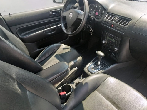 Imagen 10 de 12 de Volkswagen Jetta Clásico 2012 2.0 Cl Team At
