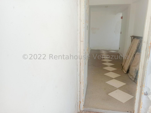 Imagen 14 de 15 de Apto. En Venta Playa Grande #23-10175 Johana Blan 04123368346