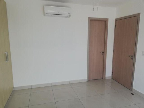 Imagen 9 de 14 de Venta De Apartamento De 120m2 En Ph Moon Tower 22-3776