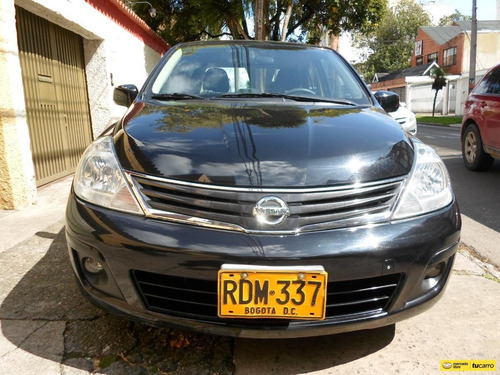 Imagen 2 de 15 de Nissan Tiida Automático Premium