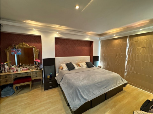 Vendo/alquilo Loft 160m2 3h/2.5b/2p Prados Del Este