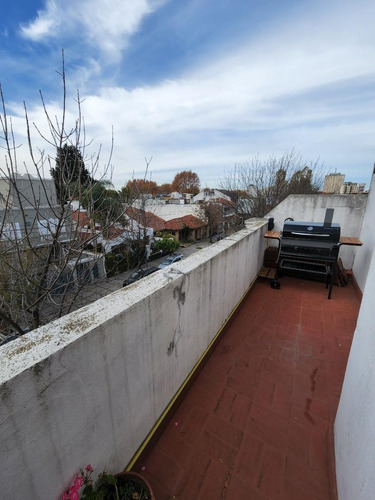 Imagen 15 de 18 de Duplex En Excelente Estado.muy Luminoso.sin Expensas !!