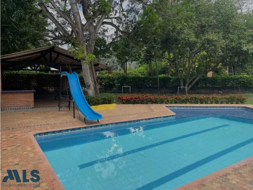 Finca En Santa Fe: Espacio, Confort Y Clima Cálid...(mls#256079)