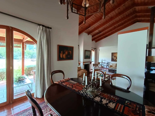 Hermosa Parcela Condominio (93861)