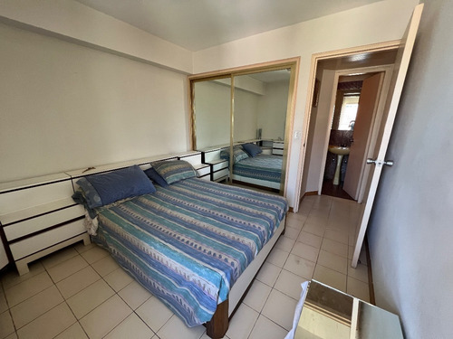 Imagen 7 de 17 de Apartamento Av. 1º Los Palos Grandes, 3 Puestos Estacionamiento, 3 Maleteros, Pozo De Agua, Con Acceso Directo A Av Francisco Miranda