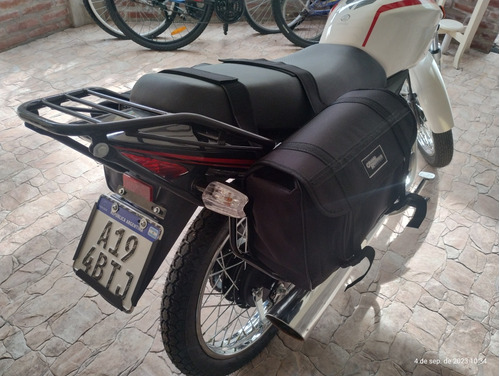 Imagen 16 de 21 de Zanella Rx 150 Z7 Pocos Kms Leer Con Porta Alforjas Y Alforj
