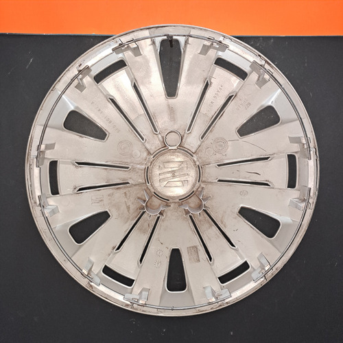 Tapon Polvera Seat Ibiza R15 #6f0.601.147.a. E/3 (Usado)