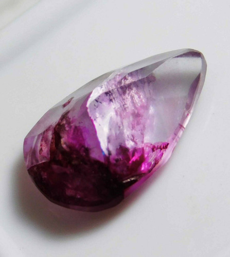 Rubi Bauxita Natural Afgana De 4.70 Cts Corte Tipo Pera