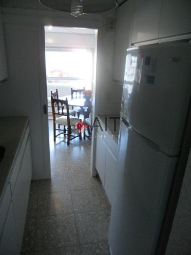 Imagen 12 de 22 de 3 Dormitorios En Pleno Centro De La Peninsula. Torre Con Servicios.