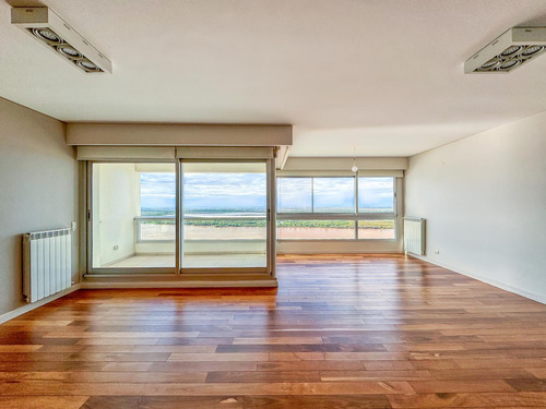 Departamento 3 Dormitorios, Torre Dolfines, Vista Al Rio, Puerto Norte
