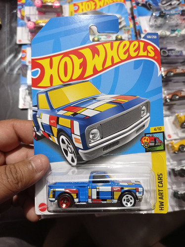 Hot Wheels 2022 69 Custom Chevy Pickup Caja N